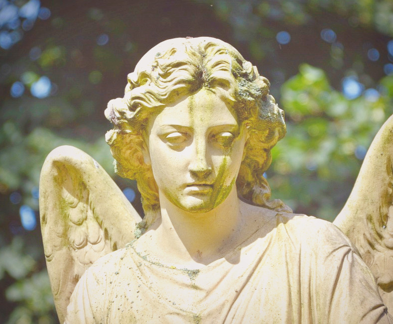 picture of an angel statue